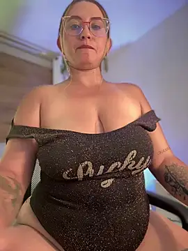 Pokazy przed kamerką – halaaa_1