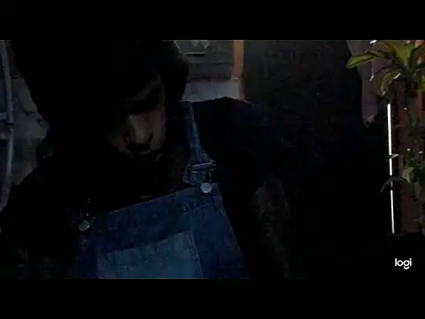 aprille15 Live XXX Chat