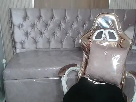 Онлайн чат XXX sara_b_