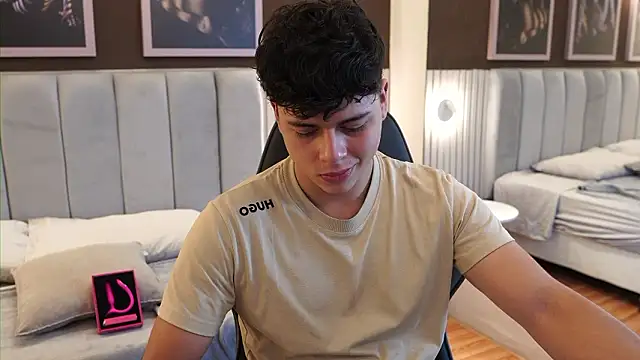 Chat +18 de Ethan_occonor ao vivo