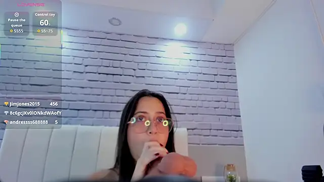 SophieeMoore 라이브 XXX 채팅