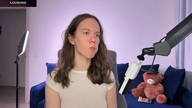 SharkyBaby's Live XXX Chat