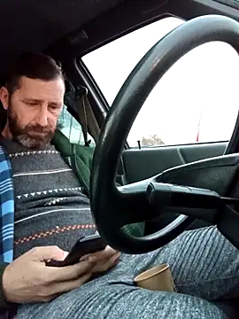 BZH45's Live XXX Chat