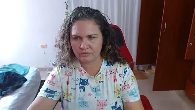helenca43 Chat XXX live