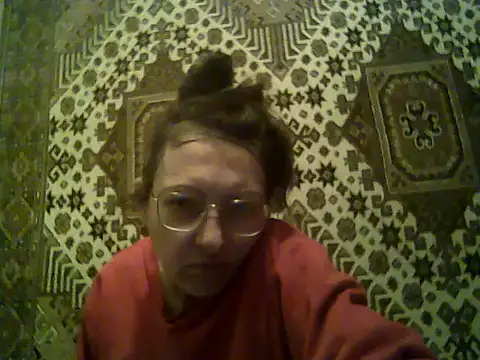 FayInessaKiss Live XXX-Chat