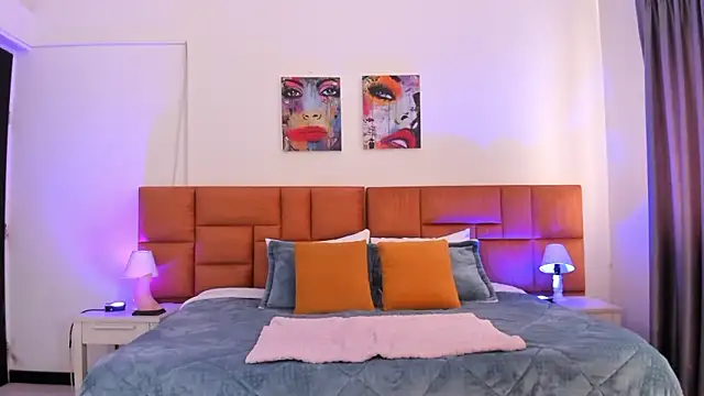 Regina_blum Live XXX-Chat