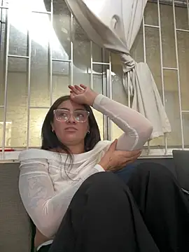 Alyha_Cortes live XXX chat