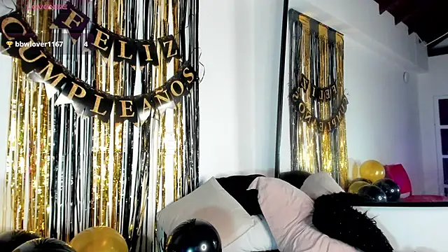 Czat XXX na żywo – RossMildrey