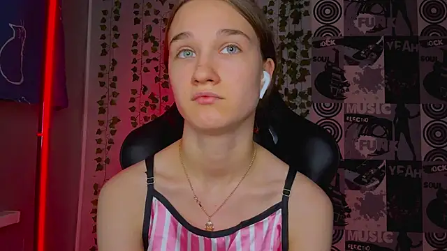 Chat XXX ao vivo de helgicuteness