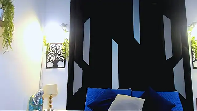 Maia_Steel Live XXX-Chat