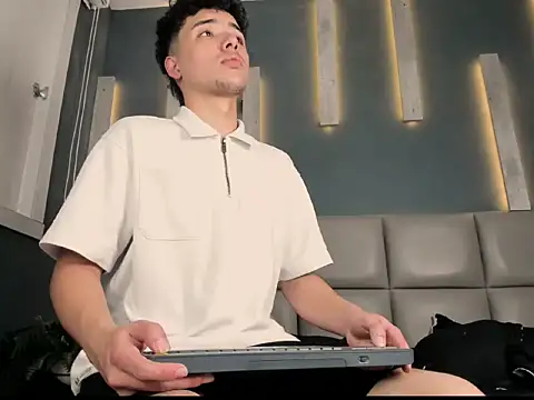 Matt_Wolf_のライブXXXチャット