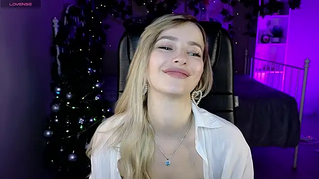 AlexaMoonshine's Live XXX Chat