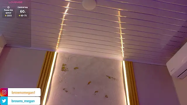 Show de Megan_browns1 na webcam