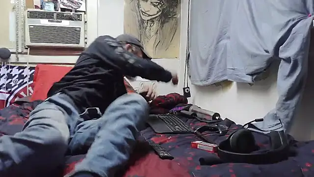 Spotless_Load's Live XXX Chat