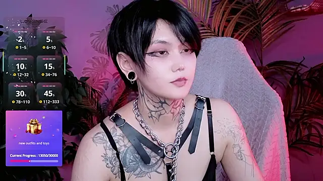 Ravens_Nest's Live XXX Chat