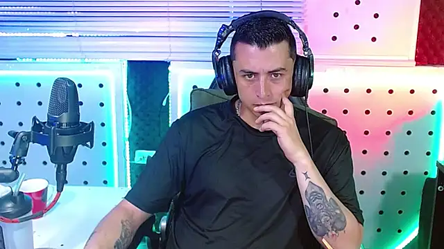 Godofcumxxx Chat XXX in diretta