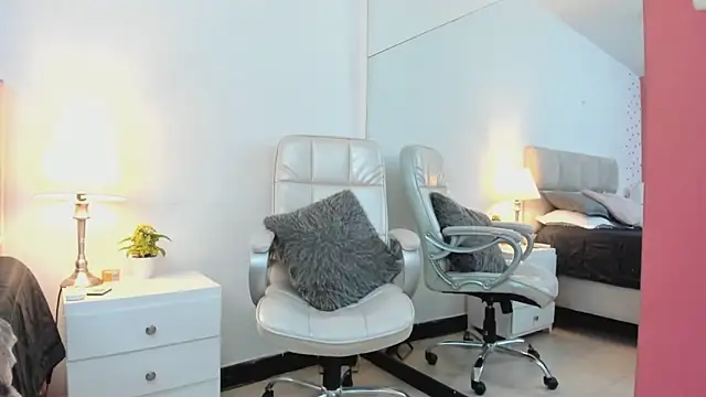 JulietaFerrer_ 라이브 XXX 채팅