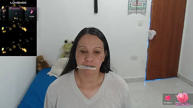 Czat XXX na żywo – Laura_fox1