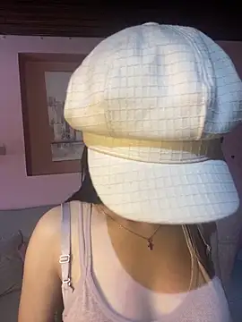 SandyPink_: διαδικτυακό σόου στην κάμερα