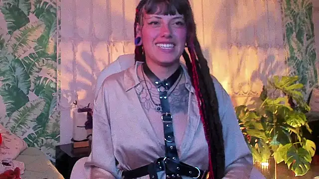 _sharlotte777 élő XXX-chatje