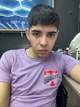 Johan_stick 即時 XXX 聊天