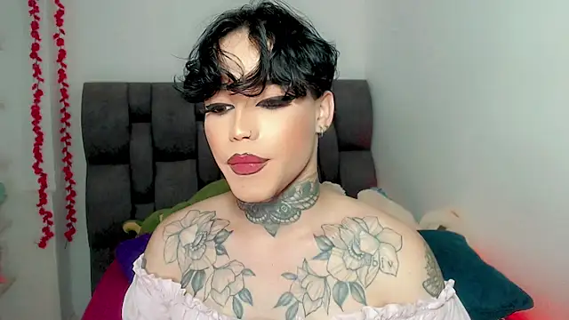 Czat XXX na żywo – little_star_porn