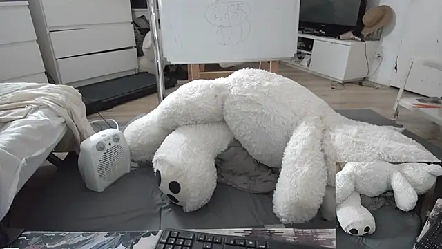 CeriseLapine: онлайн-секс-чат