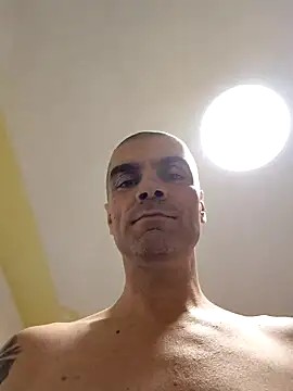 DOMINATOR_SIR-MASTER Show Webcam