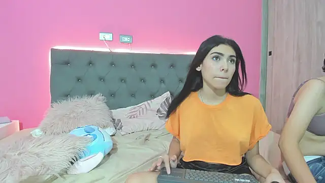 XXX chat uživo modela ariloe_quintero