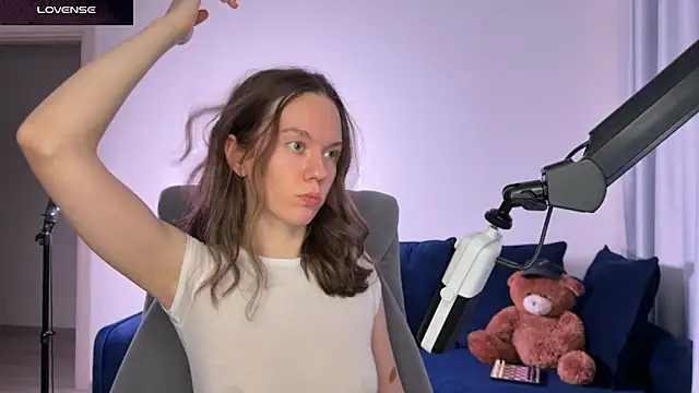 SharkyBaby's Live XXX Chat