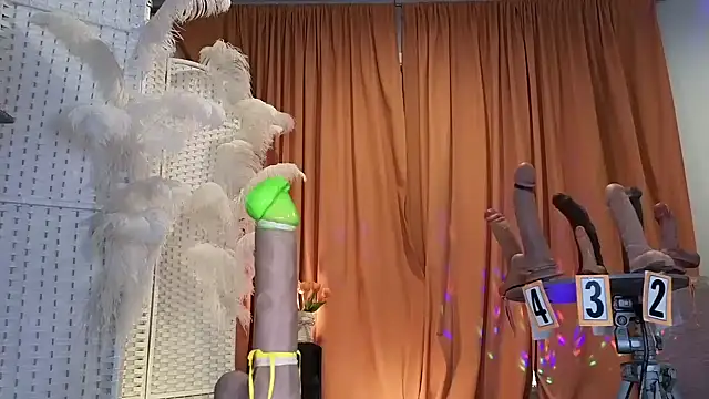 Vickiebee's Webcam Show