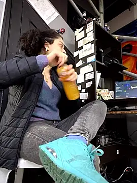 miss_carmila1のライブXXXチャット