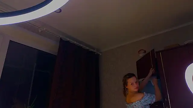 sinteasのライブXXXチャット