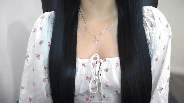 Chat +18 de TheGoldenGirl ao vivo