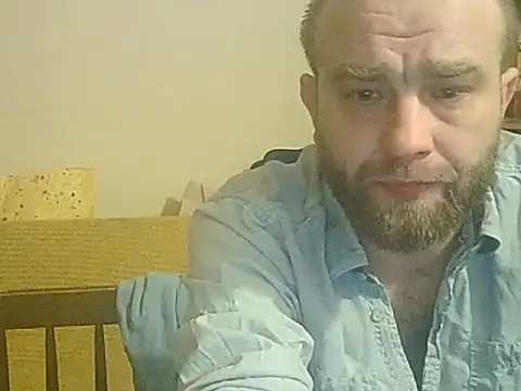 AlexanderArmani Adlı Modelin Canlı XXX Sohbeti