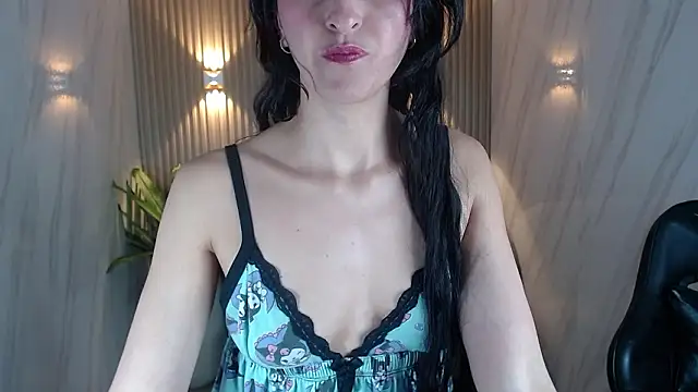 tatiscelis_tf's Live XXX Chat