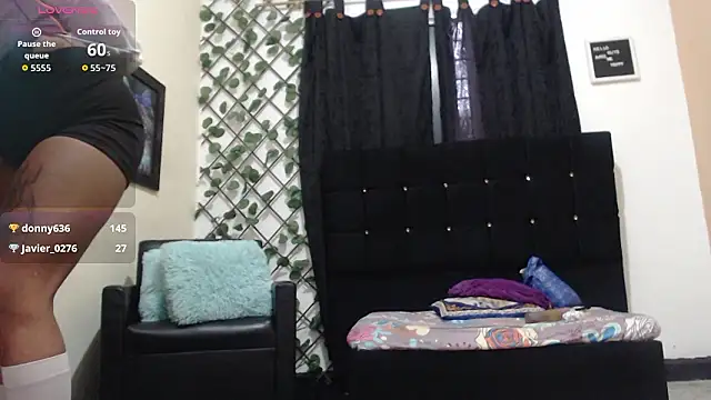 Chat XXX ao vivo de charlotte_brawn