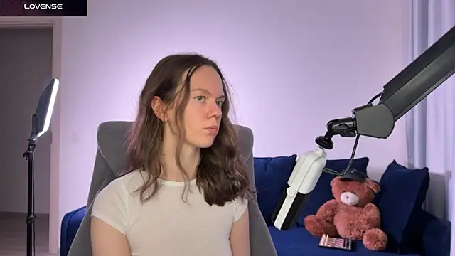 SharkyBaby's Live XXX Chat