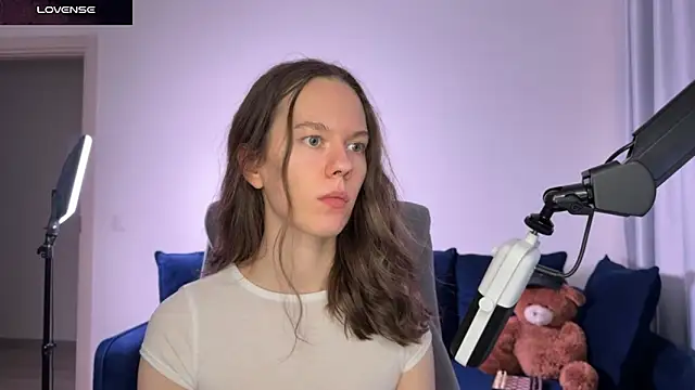 Živý XXX chat SharkyBaby