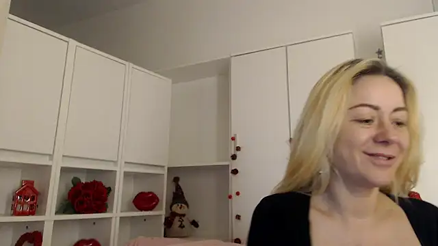 XXX chat uživo modela _karolynesyera_