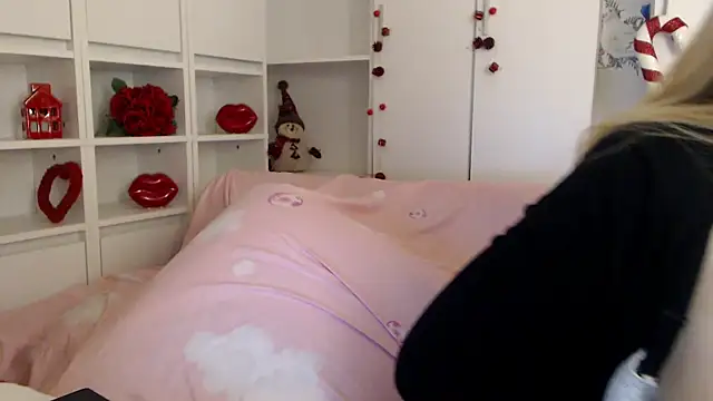 Chat +18 de _karolynesyera_ ao vivo