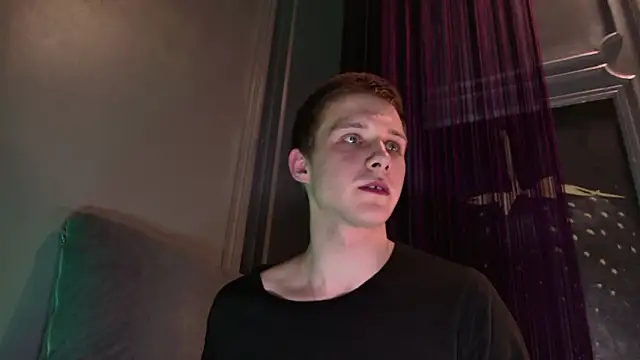 MarkGWalker: онлайн-секс-чат