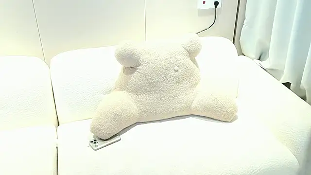 Uizzzqvq3's Live XXX Chat