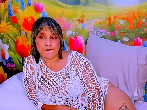 indianroxy: онлайн-секс-чат