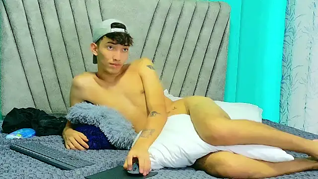 Maikol_Ortiz – Naživo XXX chat