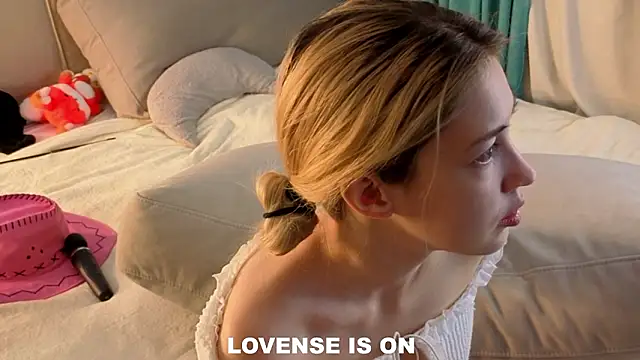 AngelicRice 即時 XXX 聊天