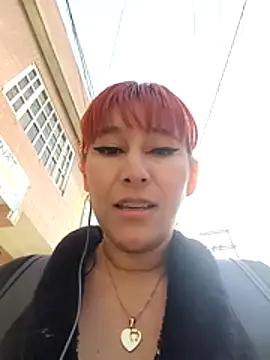 Chat +18 de Florxxx9 ao vivo