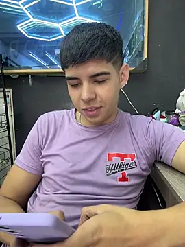 Chat XXX en directo de Johan_stick