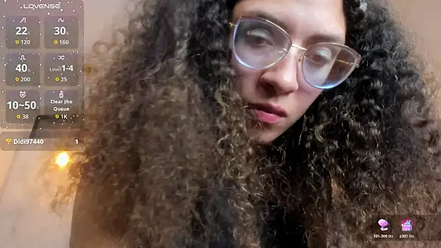 Hanna_Cornee_: онлайн-секс-чат