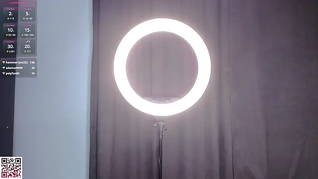 Chat +18 de PolIyBowman ao vivo